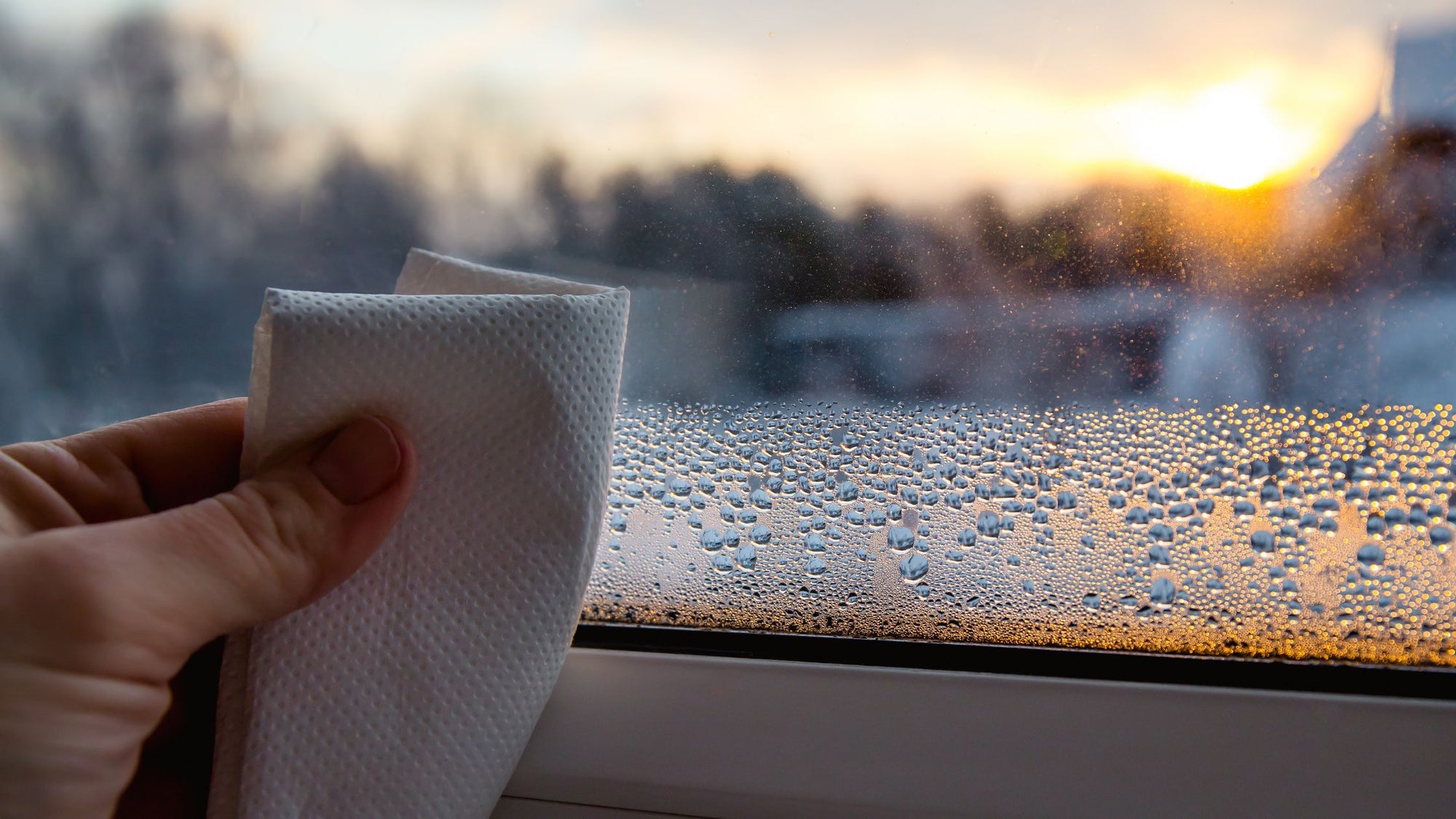 What is the impact of humidity on sleep?