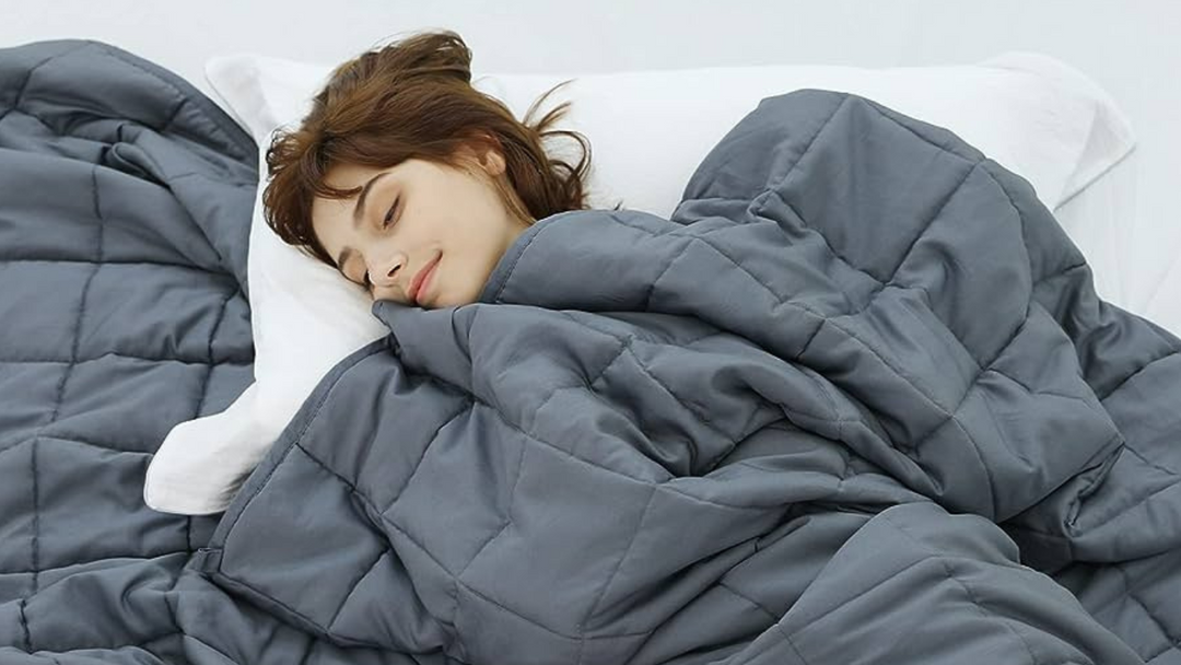 whats inside a weighted blanket